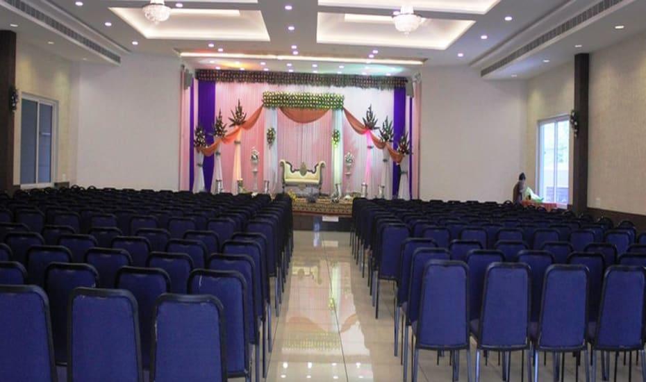 Sri Srinivasa Residency Hotel Kadapa Esterno foto